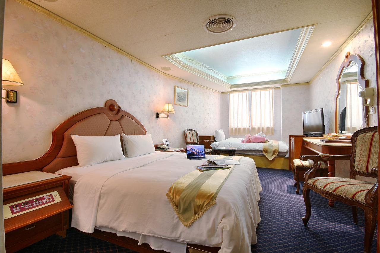 Wang Fu Hotel Miaoli Luaran gambar