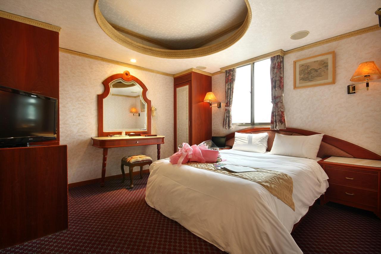 Wang Fu Hotel Miaoli Luaran gambar