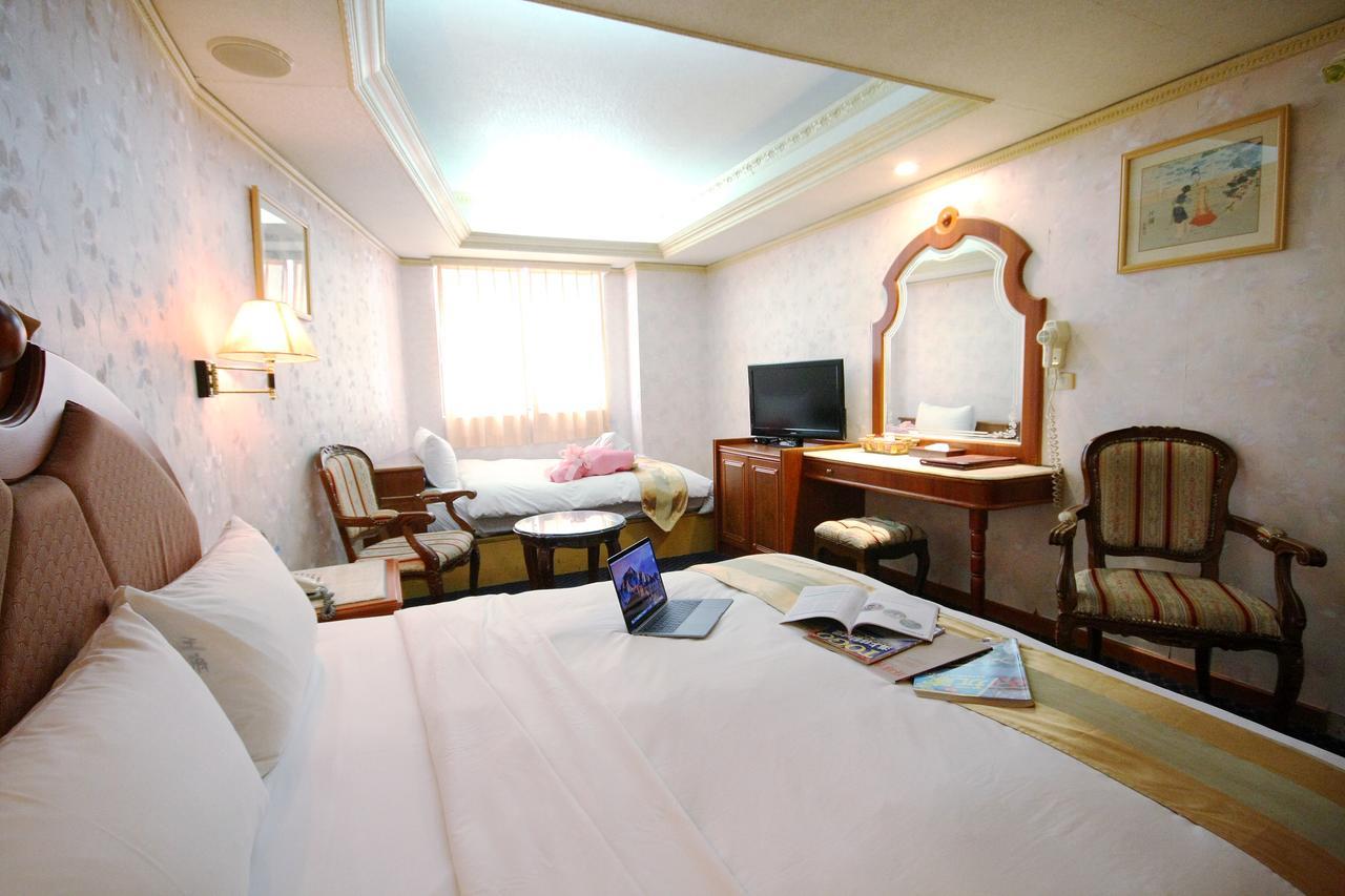 Wang Fu Hotel Miaoli Luaran gambar