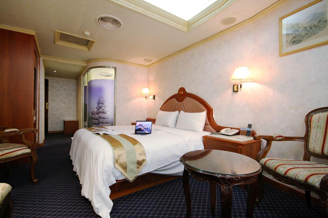Wang Fu Hotel Miaoli Luaran gambar
